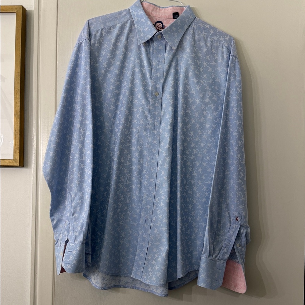 Robert Graham Light Blue Patterned Dress Shirt with Pink Inner Collar